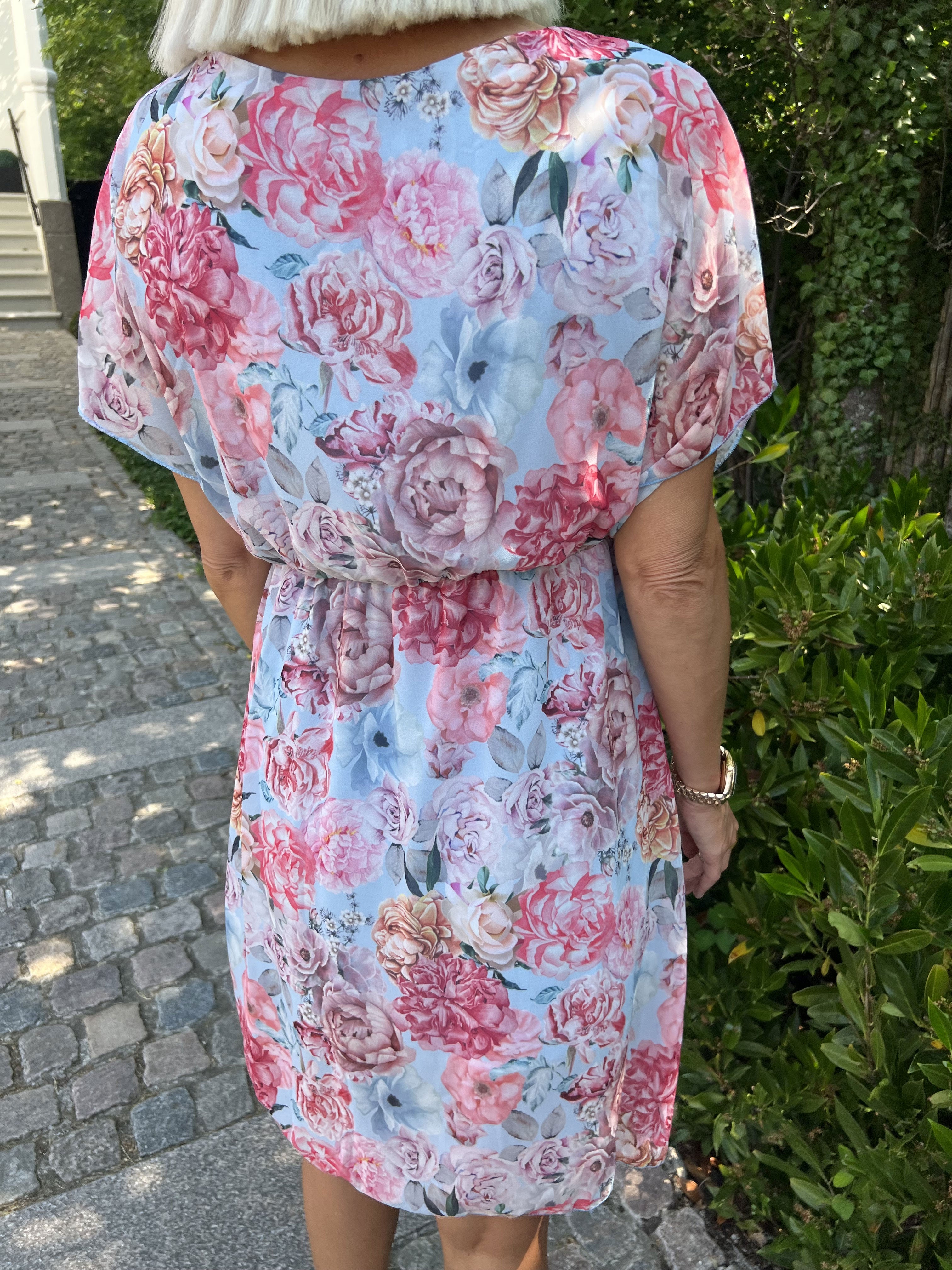 Ibis - Sød sommerkjole i blomsterprint